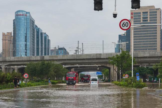 “郑州东三环南站焕新篇章，喜迎新气象”